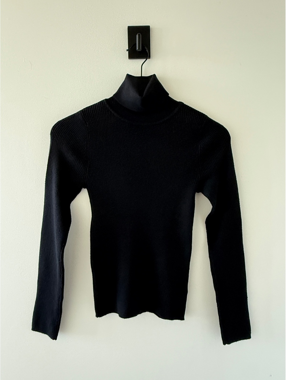 Express Women's Black Ribbed Turtleneck Sweater | Size Small